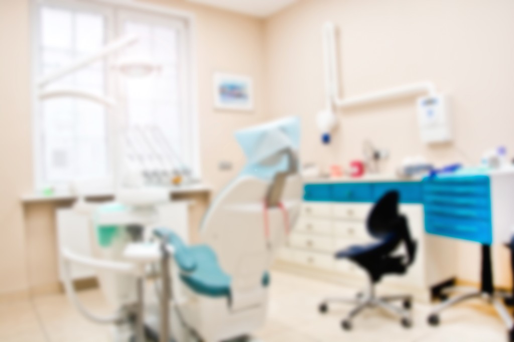 Modern dental operatory designed for patient comfort at Dentaura